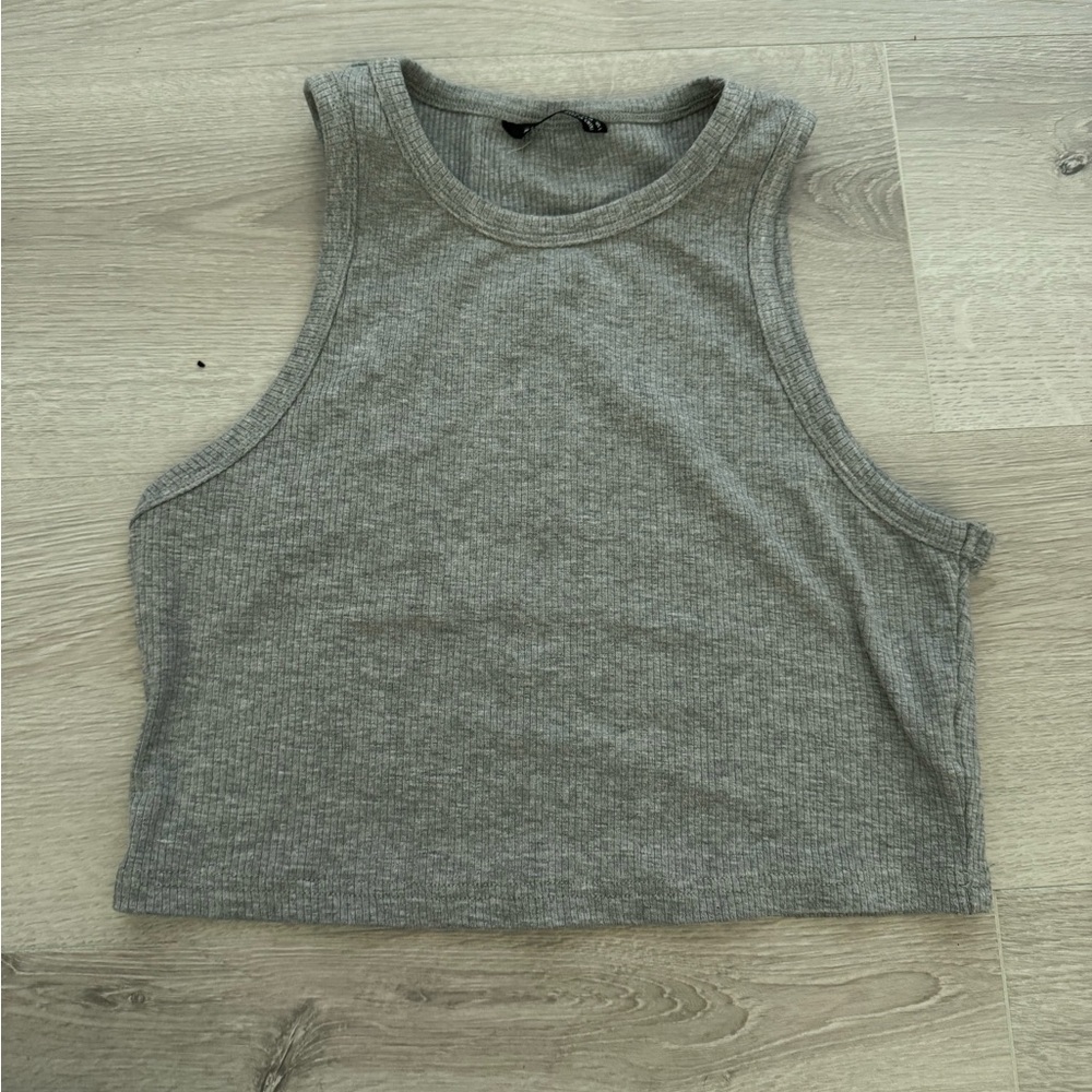 M grey halter neck cropped tank top